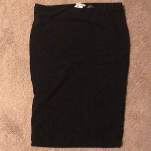 Black knee length pencil skirt office career wear